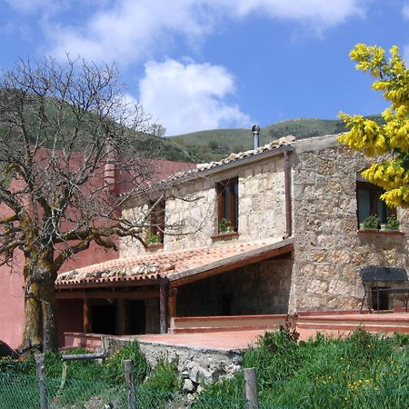 Agriturismo Gelso Castellana Sicula Экстерьер фото