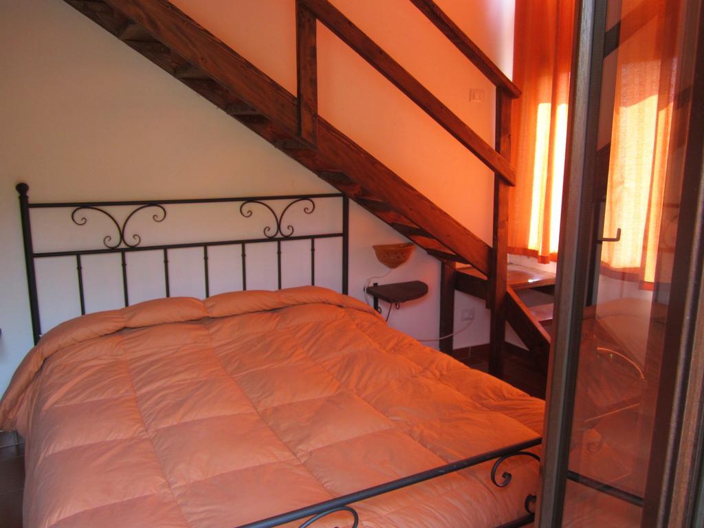 Agriturismo Gelso Castellana Sicula Экстерьер фото